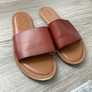 Universal Thread Brown Leather Sandals